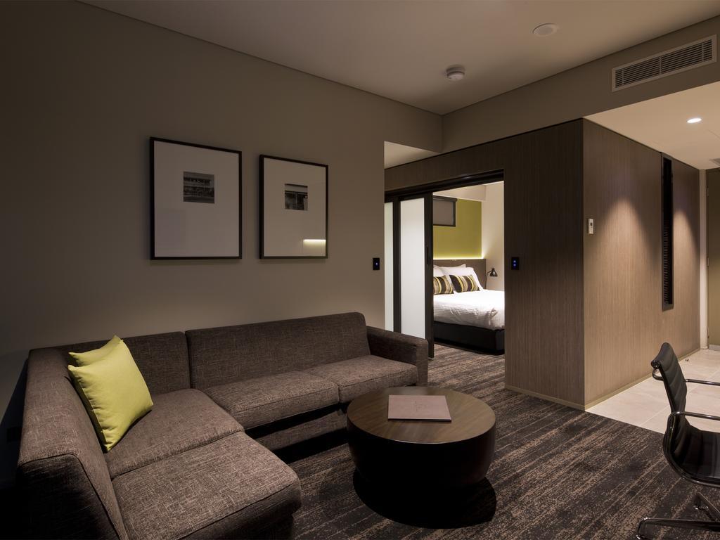 The Glen Hotel And Suites Rochedale Exteriér fotografie