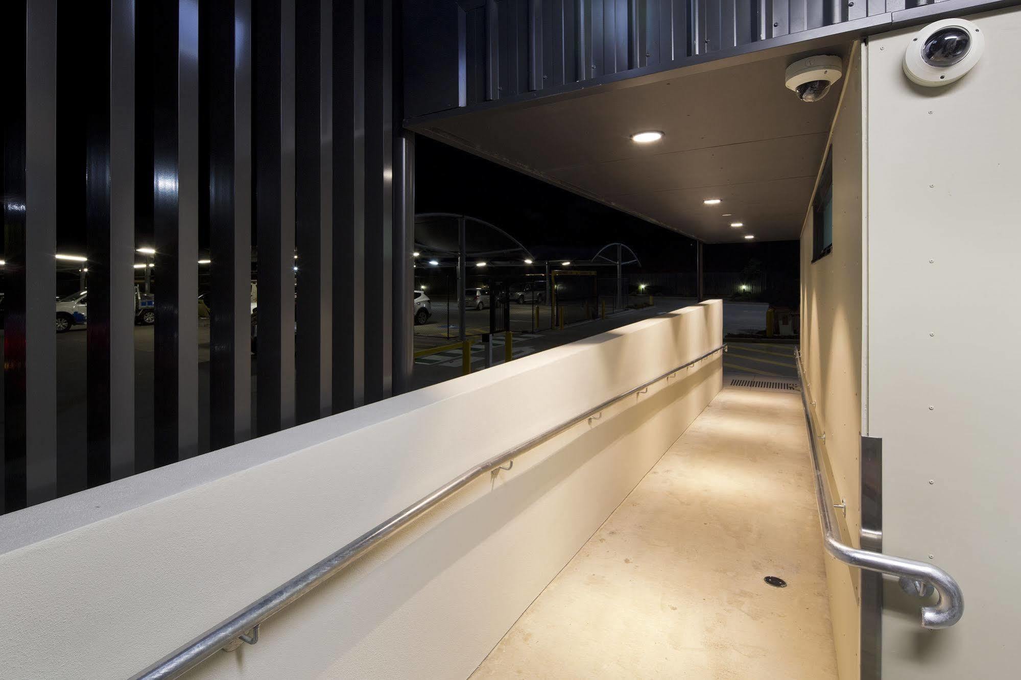 The Glen Hotel And Suites Rochedale Exteriér fotografie